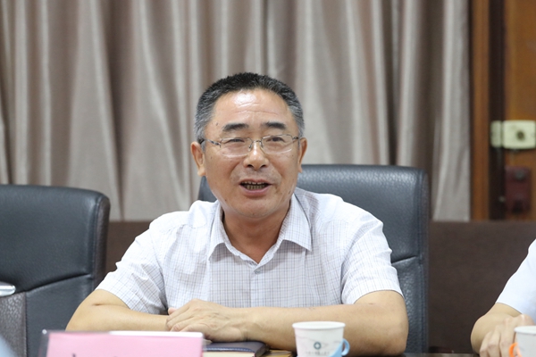 袁魁昌.JPG