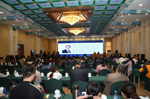 神经内痴呆稿件配图参会医师听课_副本.jpg