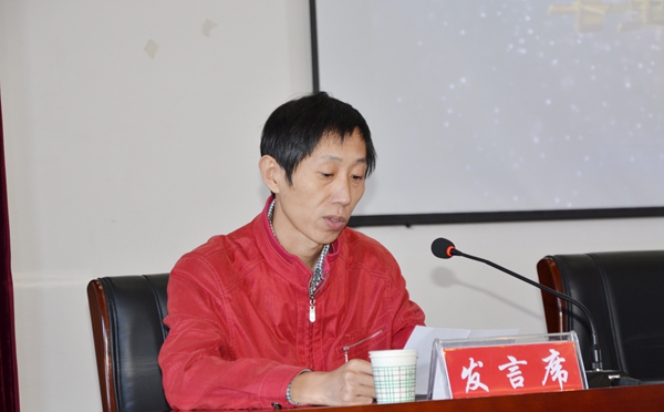 山东大学第二医院第二支医疗队队长赵旭发言.JPG